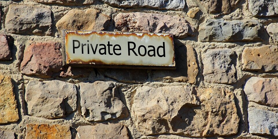 private-road-511717_960_720.jpg Private Equity